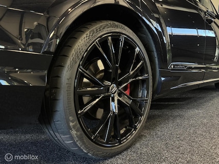 Audi-Q7