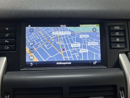 Land Rover-Discovery Sport
