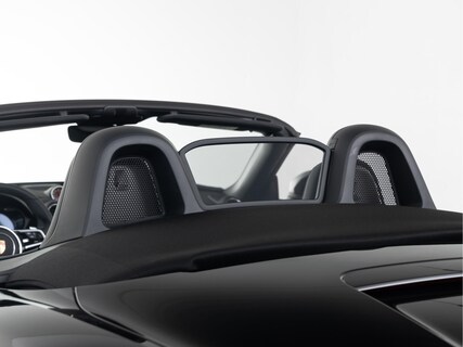 Porsche-718 Boxster