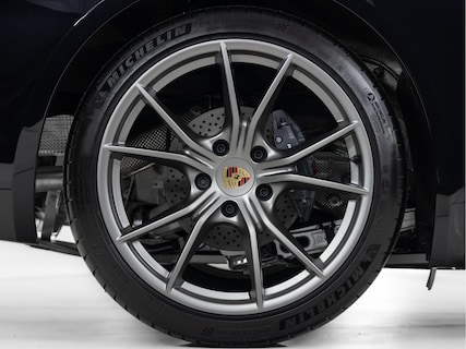 Porsche-718 Boxster
