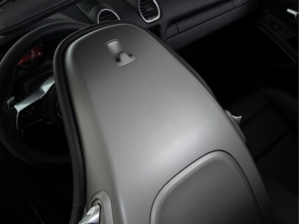 Porsche-718 Boxster