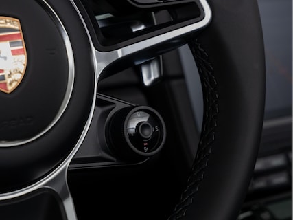 Porsche-718 Boxster