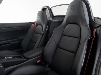 Porsche-718 Boxster