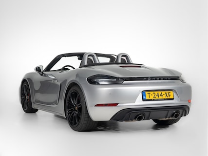 Porsche-718 Boxster