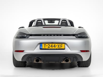 Porsche-718 Boxster