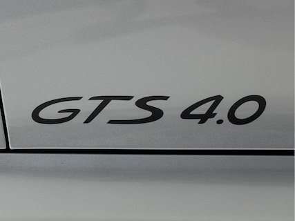 Porsche-718 Boxster