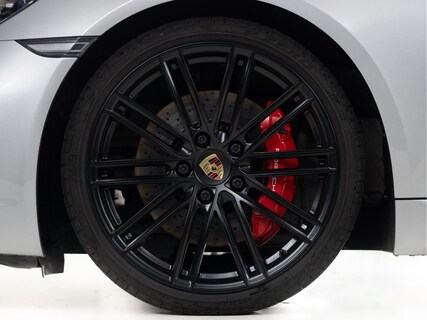 Porsche-718 Boxster
