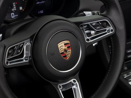 Porsche-718 Boxster