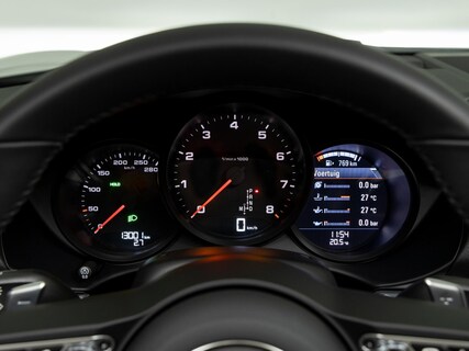 Porsche-718 Boxster