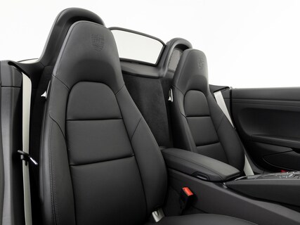Porsche-718 Boxster
