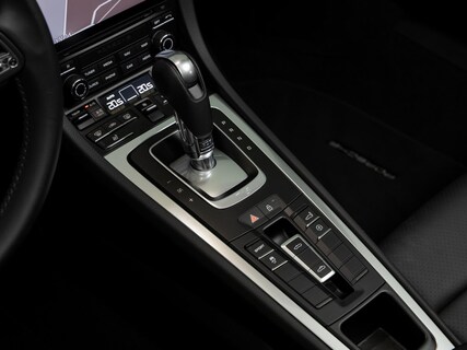 Porsche-718 Boxster