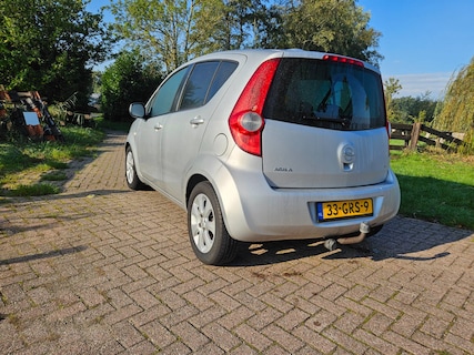 Opel-Agila