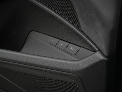 Audi-Q8 e-tron