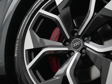 Audi-Q8 e-tron