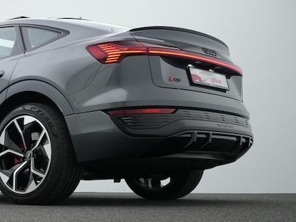 Audi-Q8 e-tron