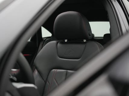 Audi-Q8 e-tron