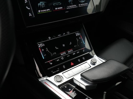 Audi-Q8 e-tron