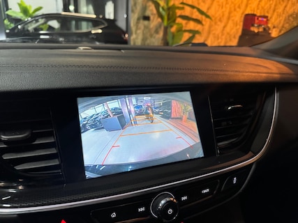 Opel-Insignia