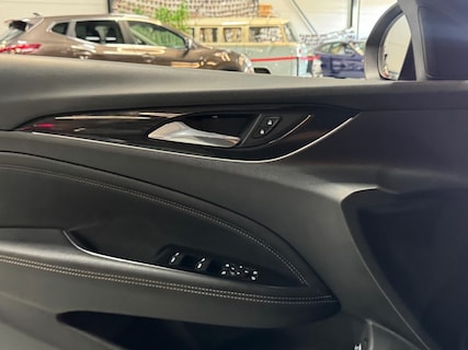 Opel-Insignia