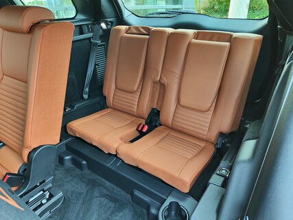 Land Rover-Discovery Sport