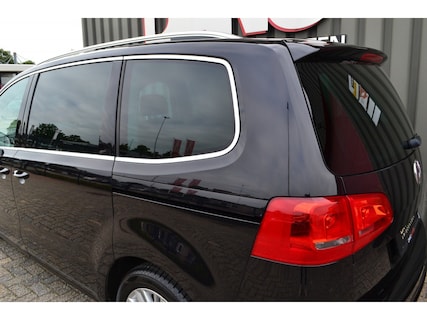 Volkswagen-Sharan