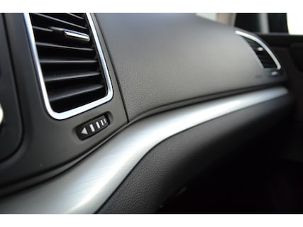 Volkswagen-Sharan