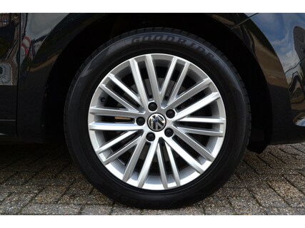 Volkswagen-Sharan