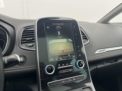 Renault-Scenic