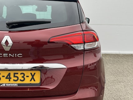 Renault-Scenic