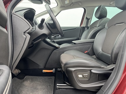 Renault-Scenic