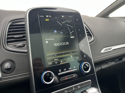 Renault-Scenic