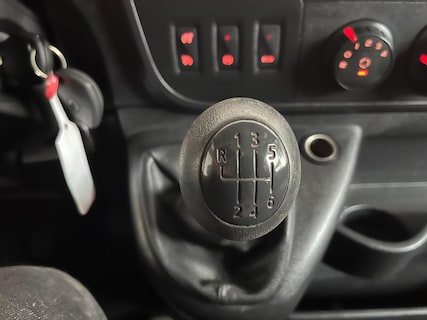 Opel-Movano