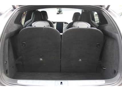 Tesla-Model X
