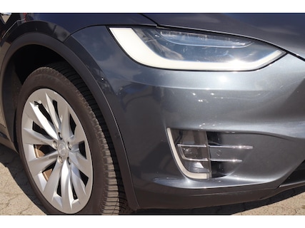 Tesla-Model X