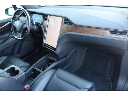 Tesla-Model X