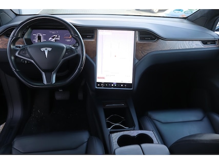 Tesla-Model X
