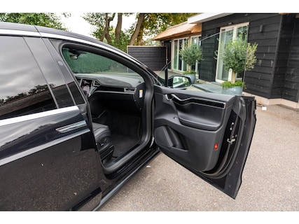 Tesla-Model X