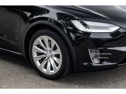 Tesla-Model X
