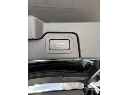 Land Rover-Range Rover Evoque