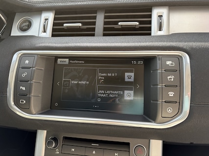 Land Rover-Range Rover Evoque