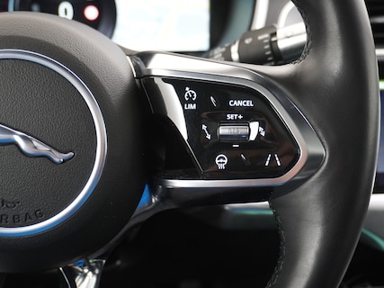 Jaguar-I-Pace