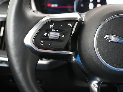 Jaguar-I-Pace