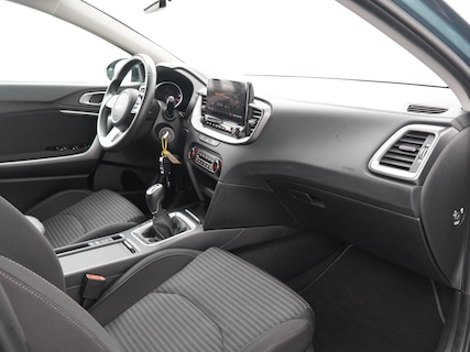 Kia-Ceed