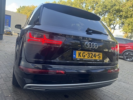 Audi-Q7