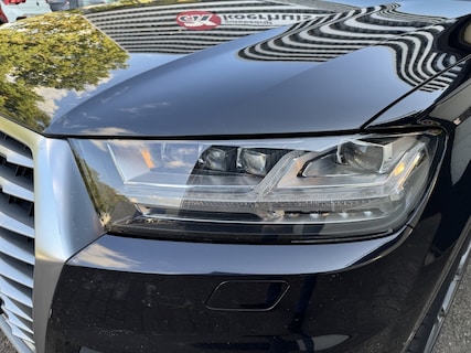 Audi-Q7