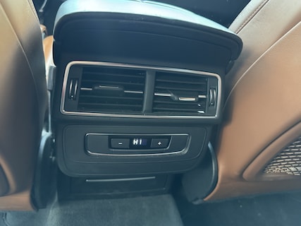 Audi-Q7