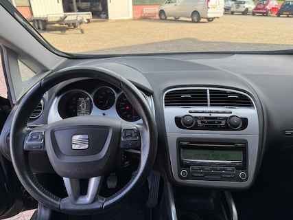 SEAT-Altea XL