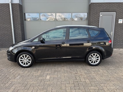 SEAT-Altea XL