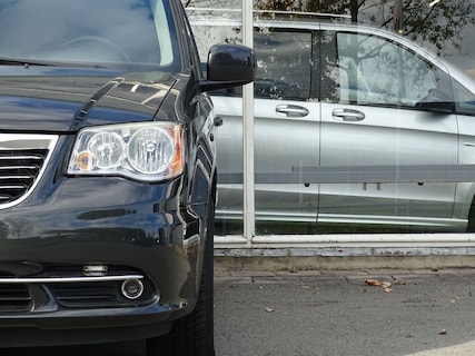 Chrysler-Town & Country