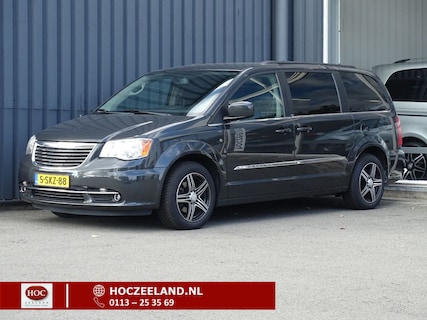Chrysler-Town & Country